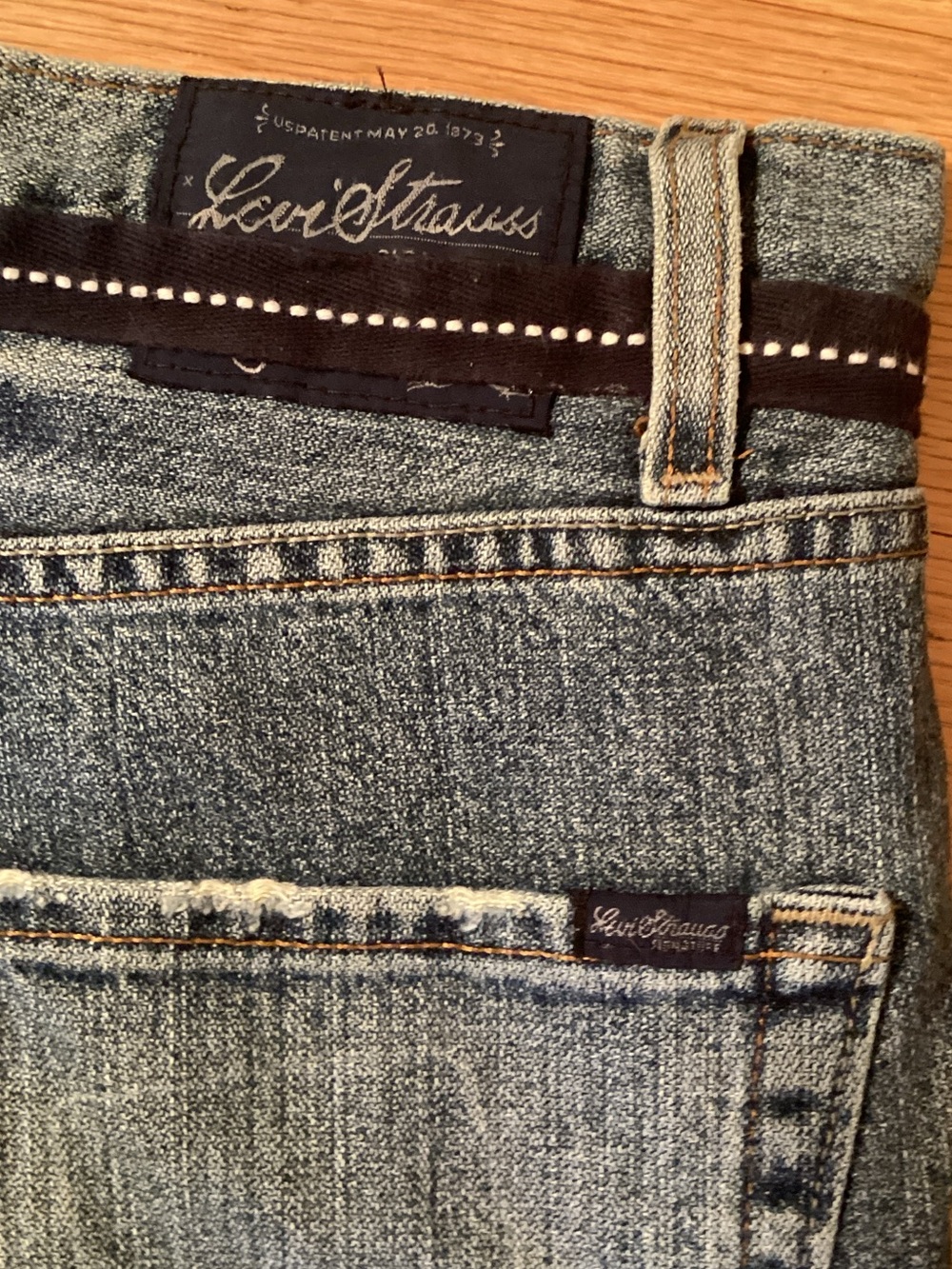Levi Plaid-Panel Skinny Signiture Jeans in Blue Denim - Picture 4 of 5